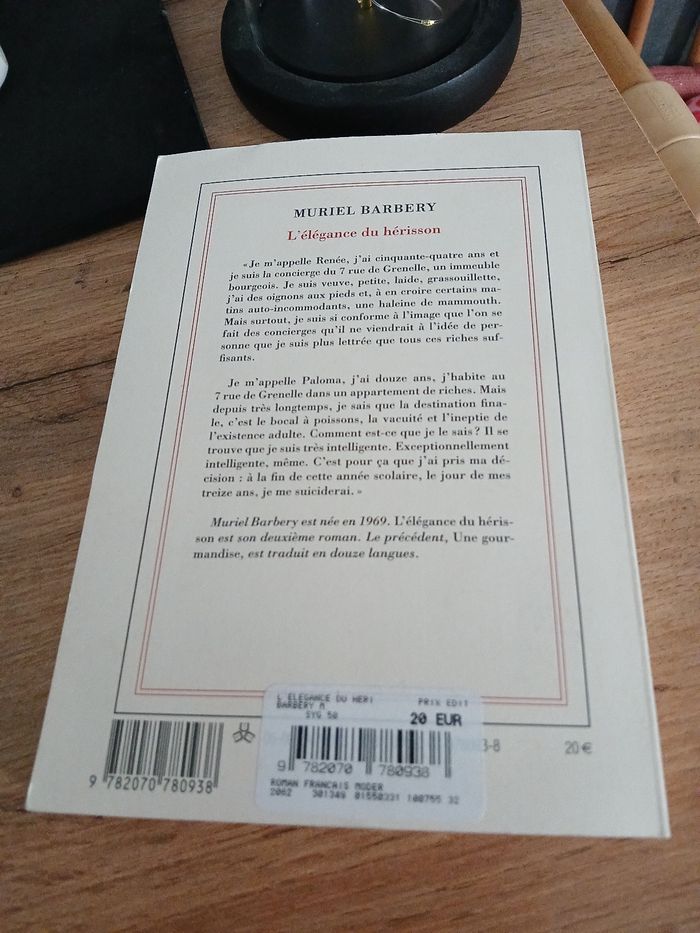 LIVRE L ELEGANCE DU HERISSON DE MURIEL BARBERRY - photo numéro 2