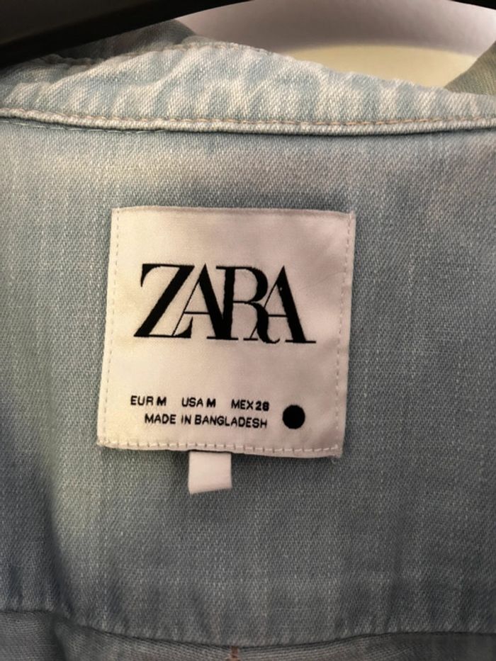 Chemise veste en jeans Zara taille M - photo numéro 2