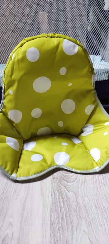 Coussin de chaise haute neuf