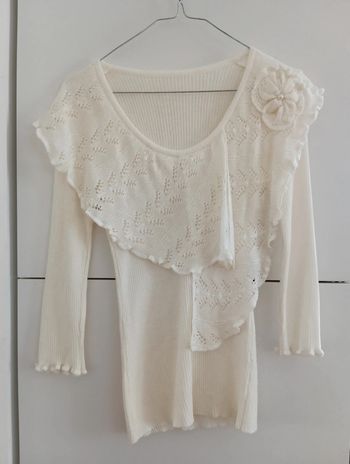 Pull vintage côtelé crème col dentelle