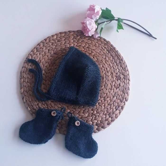 Layette bonnet béguin et petits chaussons pour bébé naissance garçon ou fille tricotés à la main