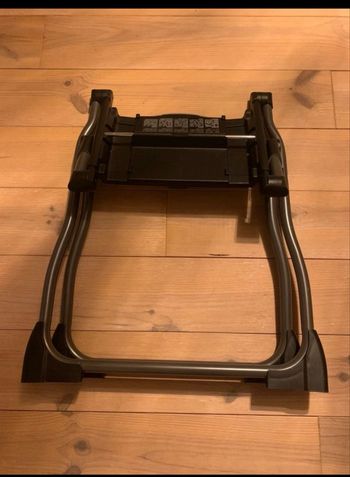 Socle ou bassinet pour nacelle, Peg Perrigaud