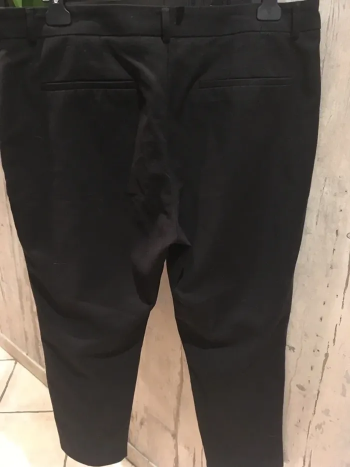 Superbe pantalon sophistiqué noir de marque Camaïeu en excellent état en 46 - photo numéro 4