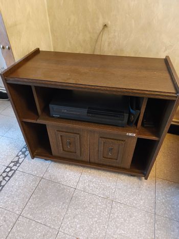 MEUBLE DE TELE