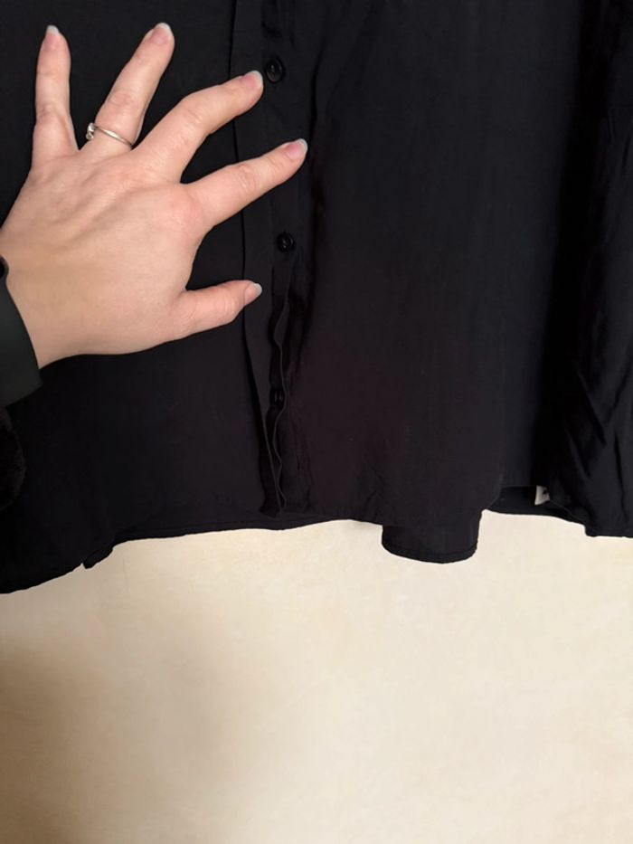 Chemise noire - photo numéro 5