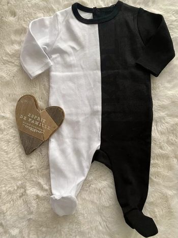 Pyjama Karl Lagarfeld 1 mois neuf