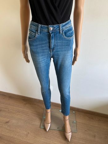 Jean bleu Kaporal taille W26 en excellent état