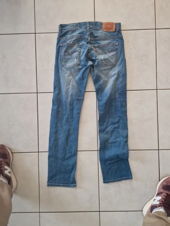 Jeans levis 511 taille slim 12 ans tres bon etat - photo numéro 6