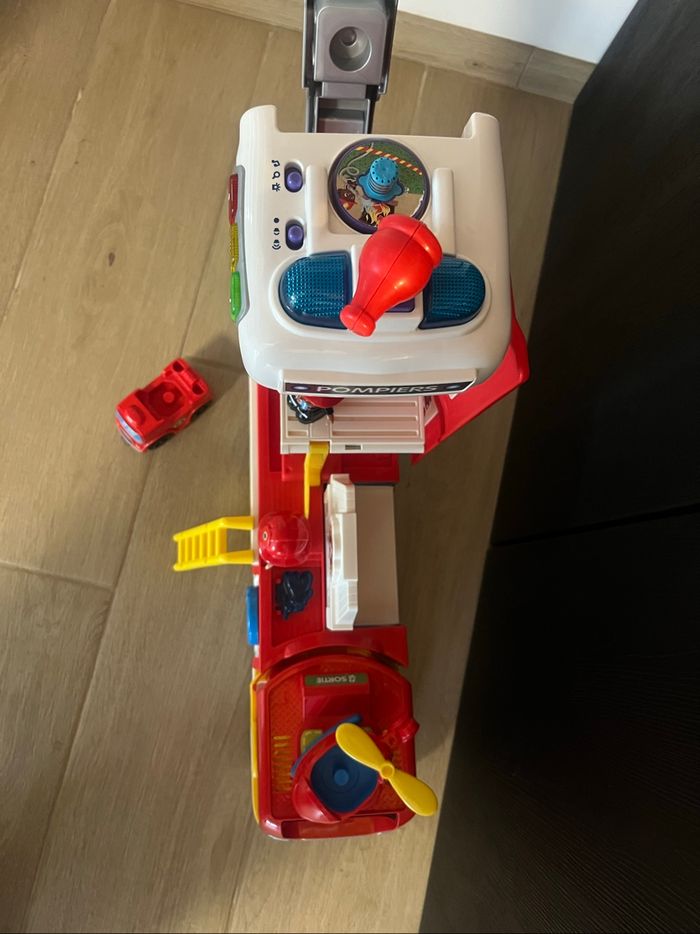 Vtech camion caserne pompier - photo numéro 3
