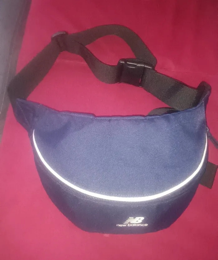 Sac banane bleu New Balance - photo numéro 2