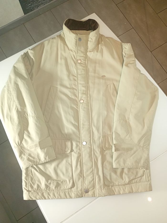 Veste Lacoste beige – M (convient L) – Très bon état