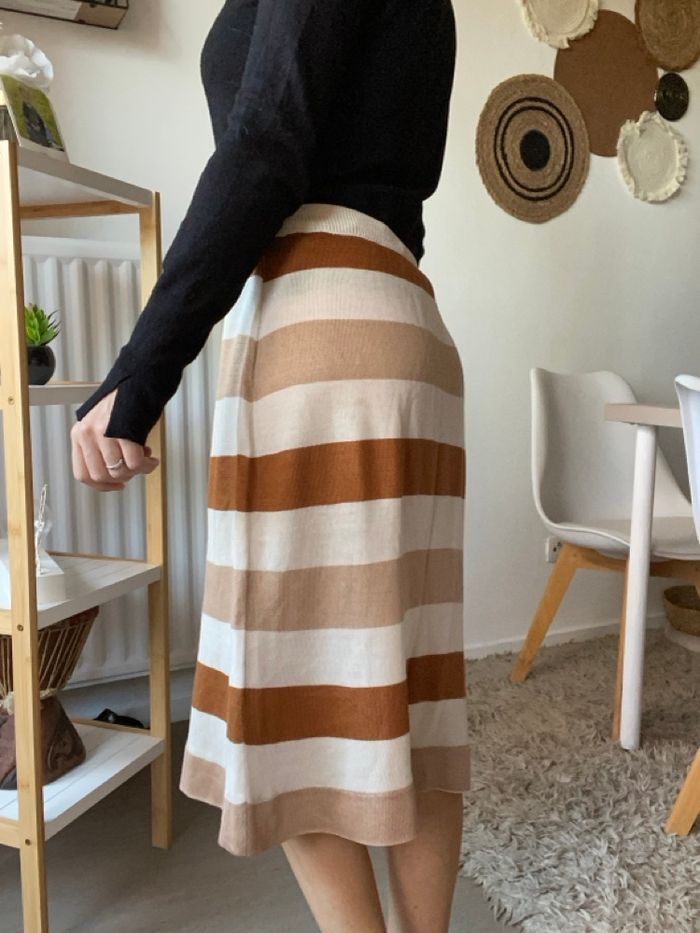 Jupe vintage beige taille 36/38 - photo numéro 2