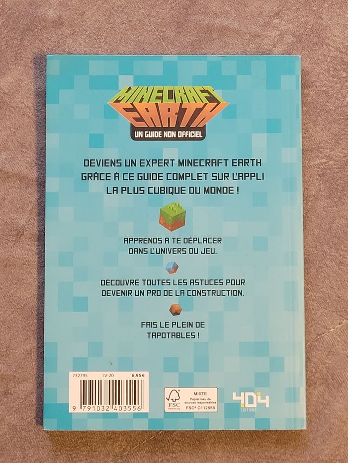 Minecraft Earth - Le guide de jeu non officiel - Dès 8 ans Stéphane Pilet - photo numéro 2