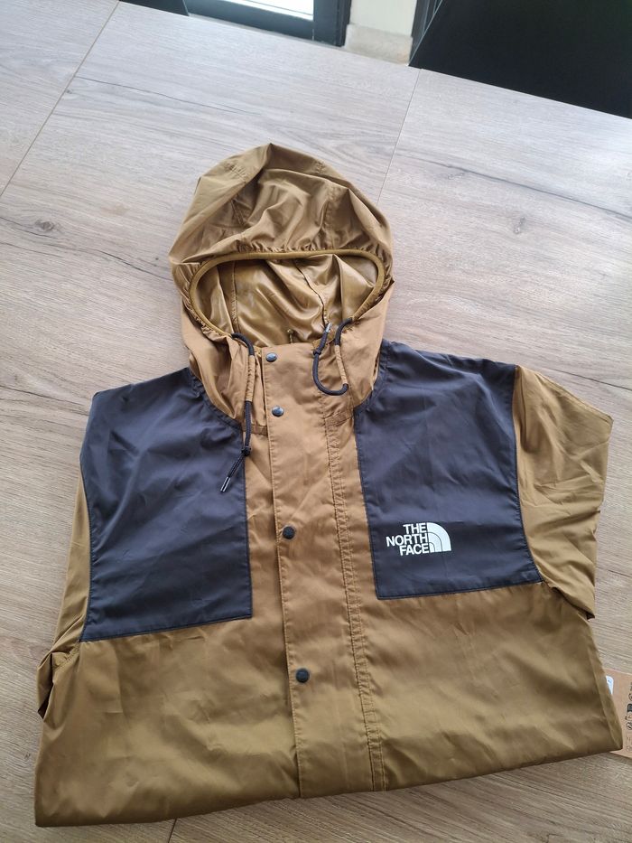 Veste Imperméable The North Face XS Marron Neuve