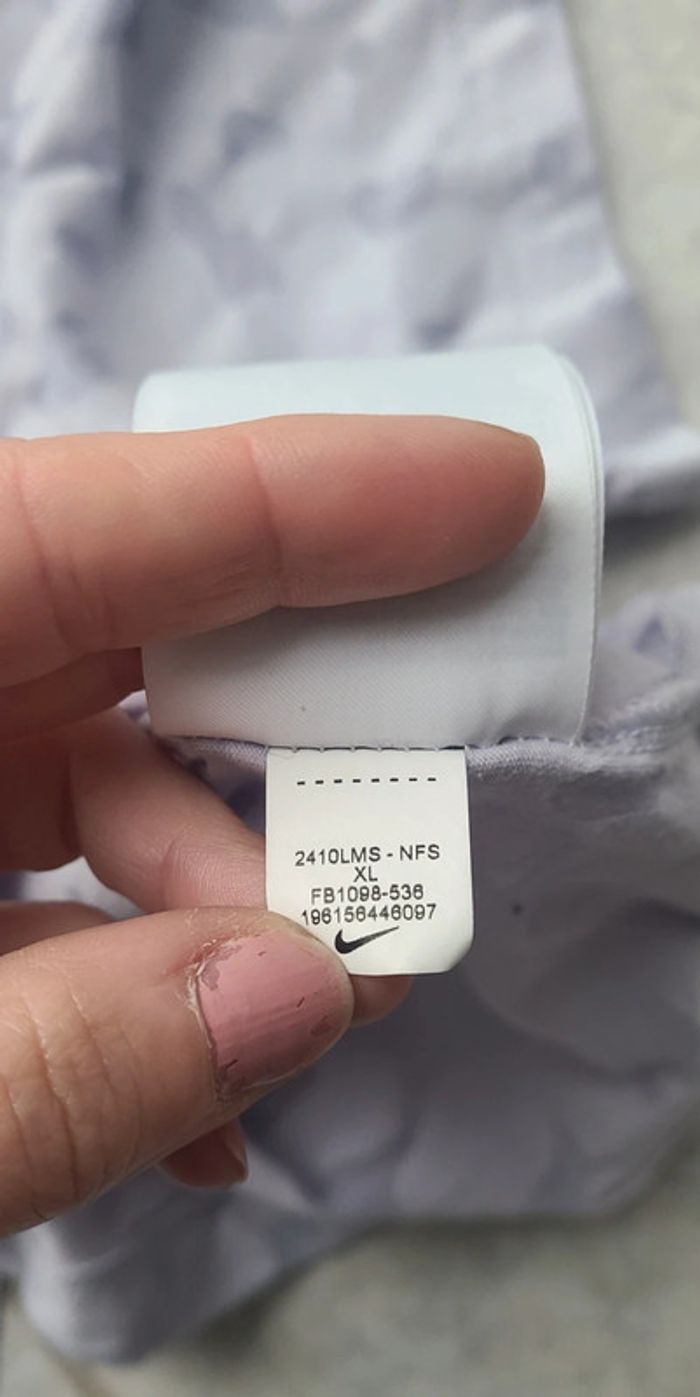 Haut nike femme fille taille 156-166cm - photo numéro 3