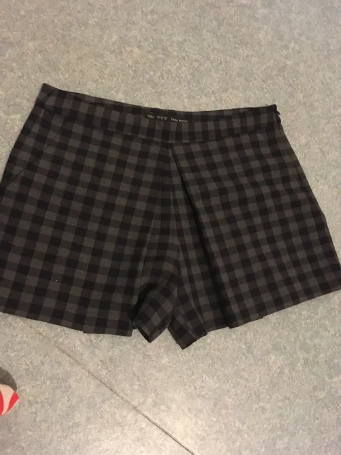 Magnifique Short Zara en M 38 en excellent état