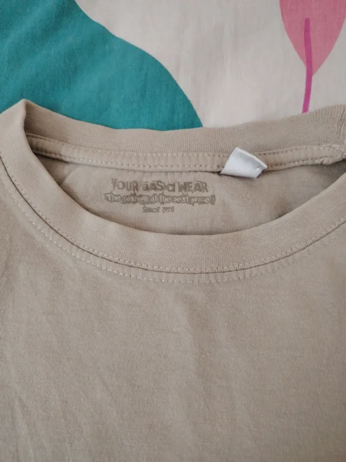 T shirt manches courtes 8 ans - photo numéro 2