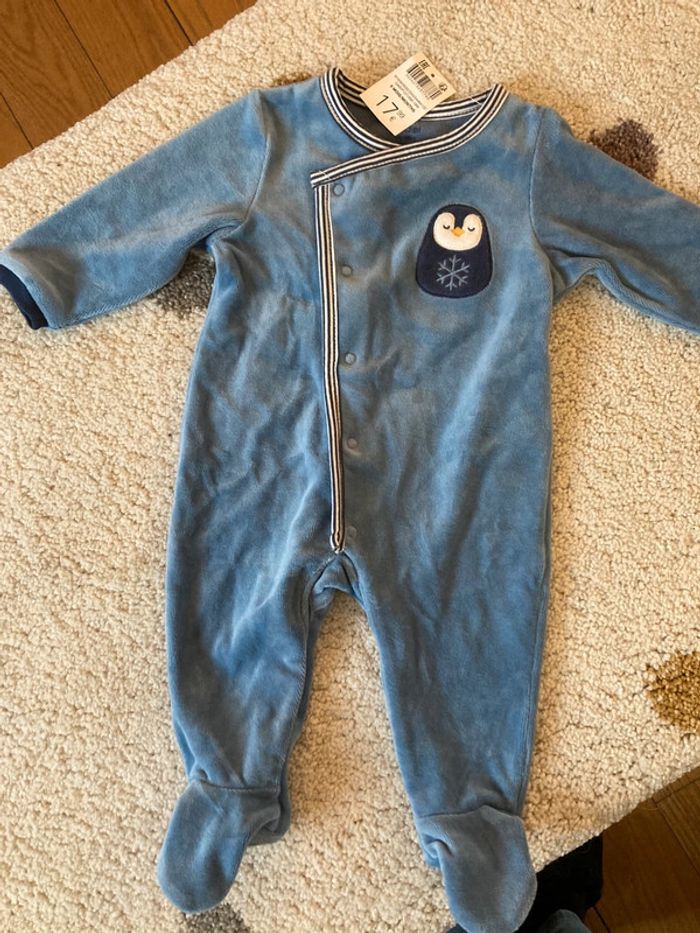 Pyjama neuf 6 mois