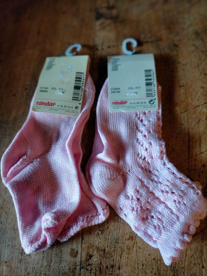 Lot chaussettes Condor neuves 2 ans - photo numéro 3