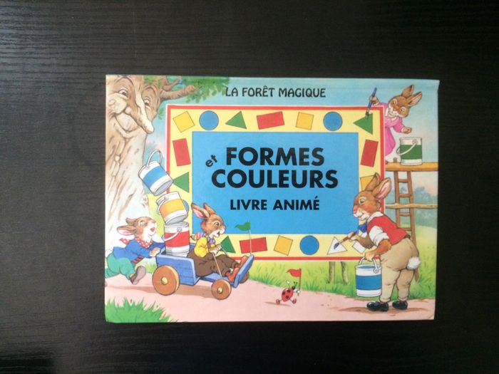 Livre formes et couleurs