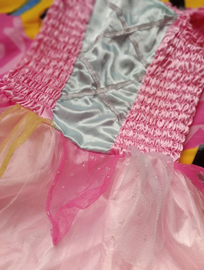 Robe de princesse 3 à 4 ans - photo numéro 2