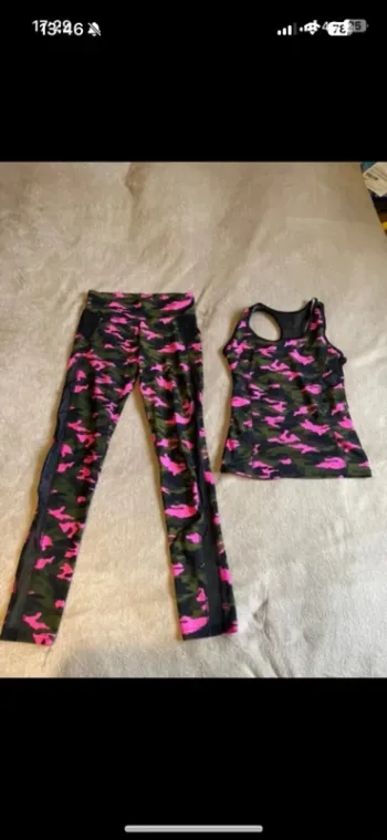 Ensemble de sport femme