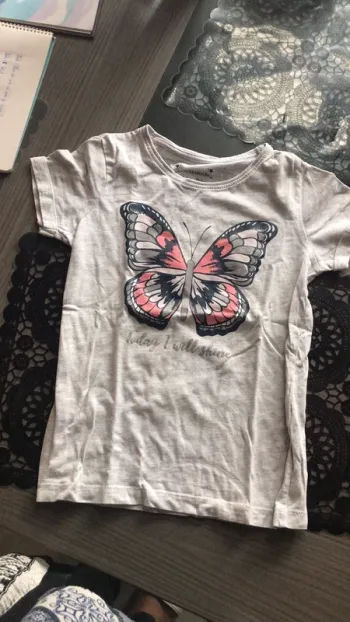 T shirt papillon