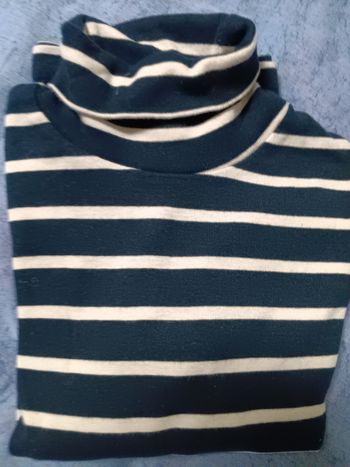 Sous pull garçon neuf sans étiquette