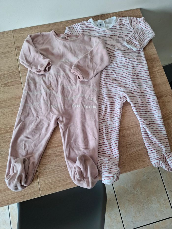 Lot de 2 pyjamas hiver 24 mois Petit Bateau - photo numéro 2