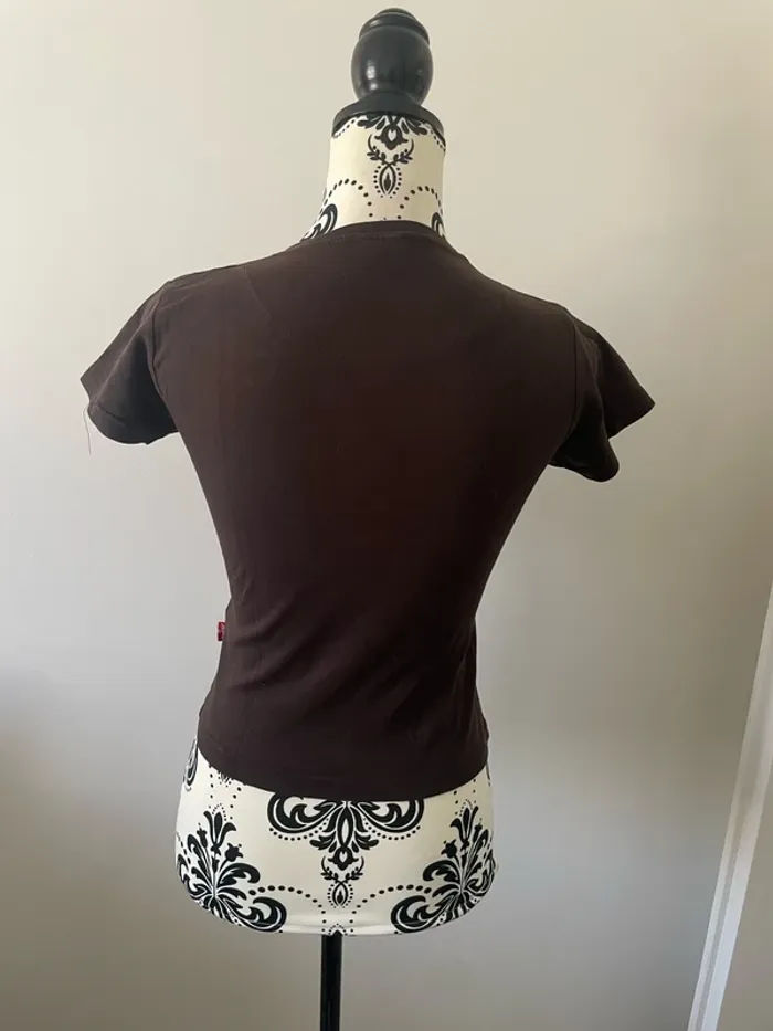 T-shirt court à manches courtes marron motifs blanc et bleu Lévis taille S - photo numéro 5