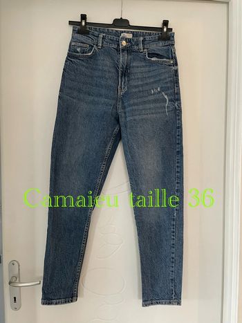 Jean court bleu extensible taille haute coupe mom fit camaïeu taille 36