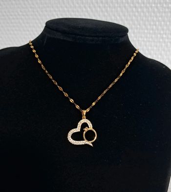 Collier coeur strass