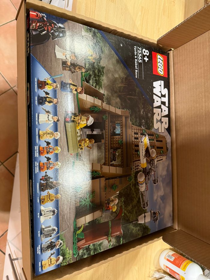 LEGO 75365 NEUF La base rebelle de Yavin 4 Lego Star Wars - photo numéro 2