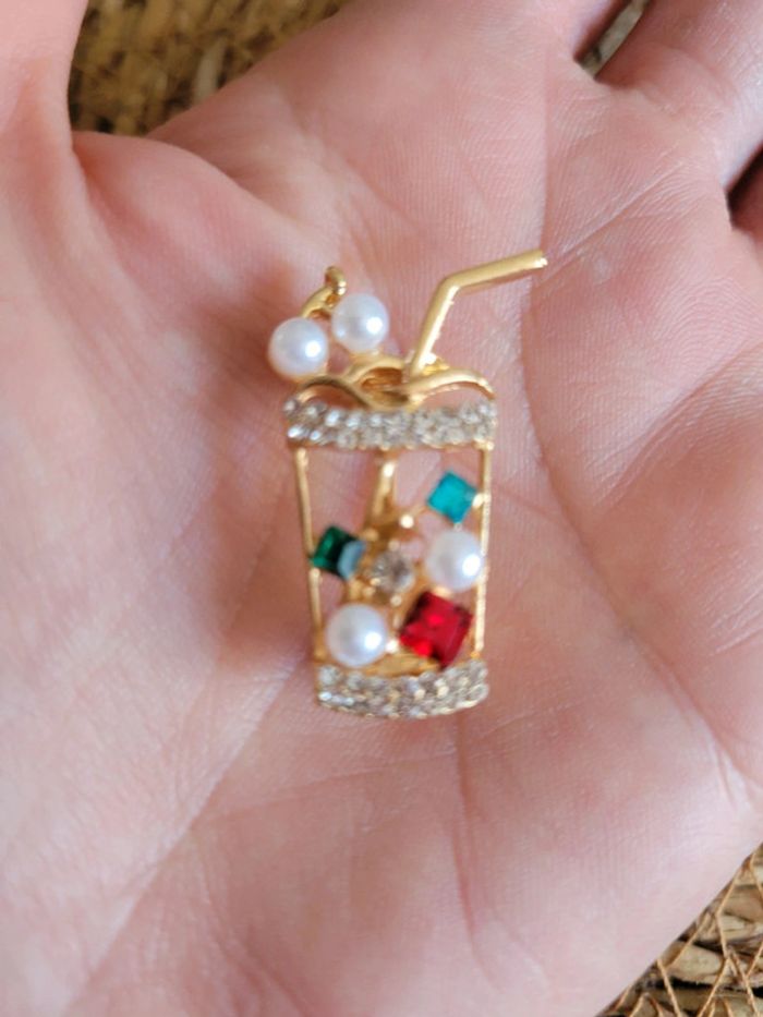 Broche verre à cocktail - photo numéro 2
