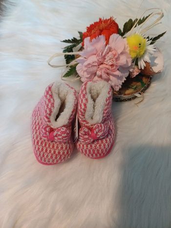 Chaussons rose taille 16