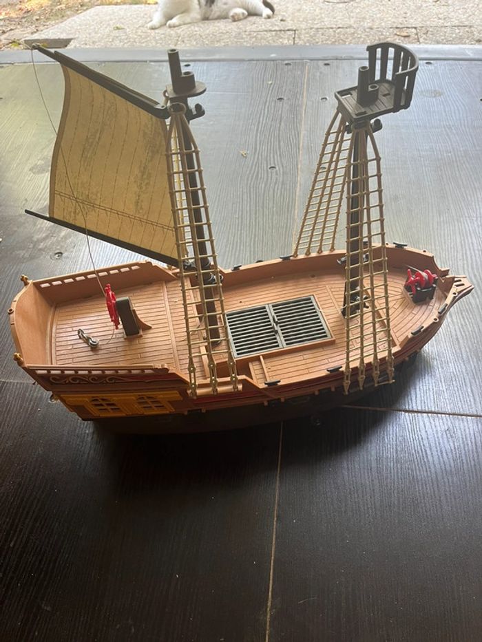 Bateau pirate Playmobil