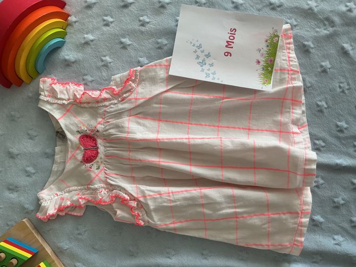 robe sans manches blanc et rose ouverture totale au dos 9 mois orchestra - photo numéro 3