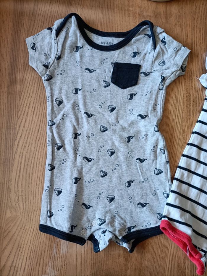 Barboteuses 6 mois - photo numéro 2