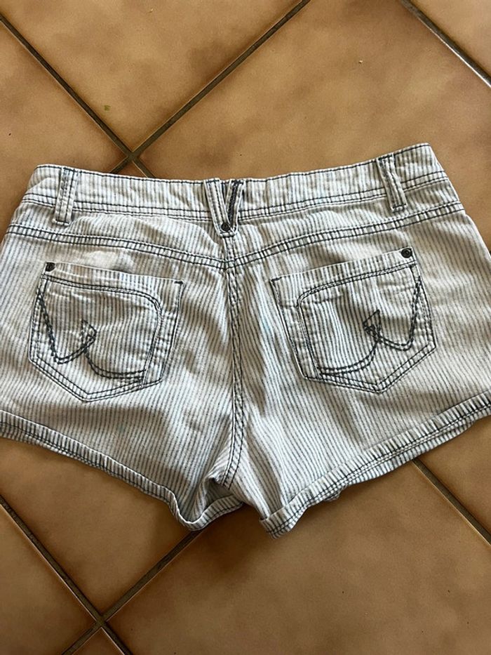 Short rayé pimkie taille 42 - photo numéro 5