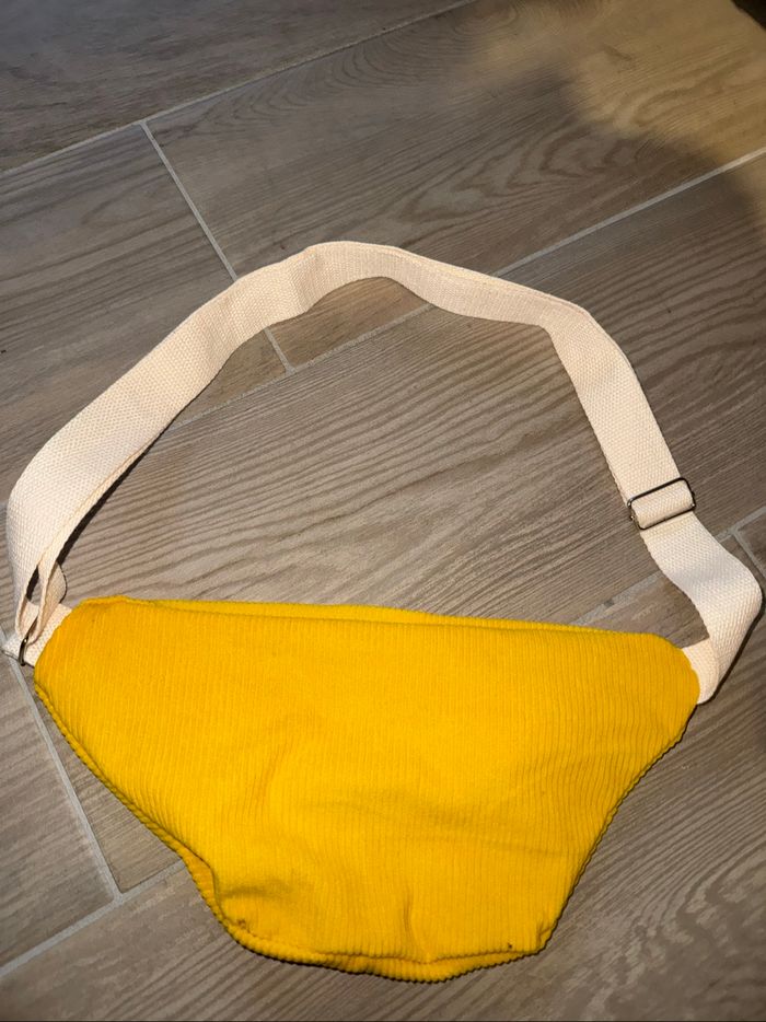Sacoche banane McDo - photo numéro 2
