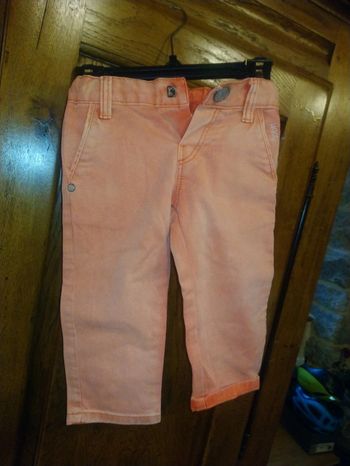 Joli jean IKKS orange et corail taille 12 mois en excellent état