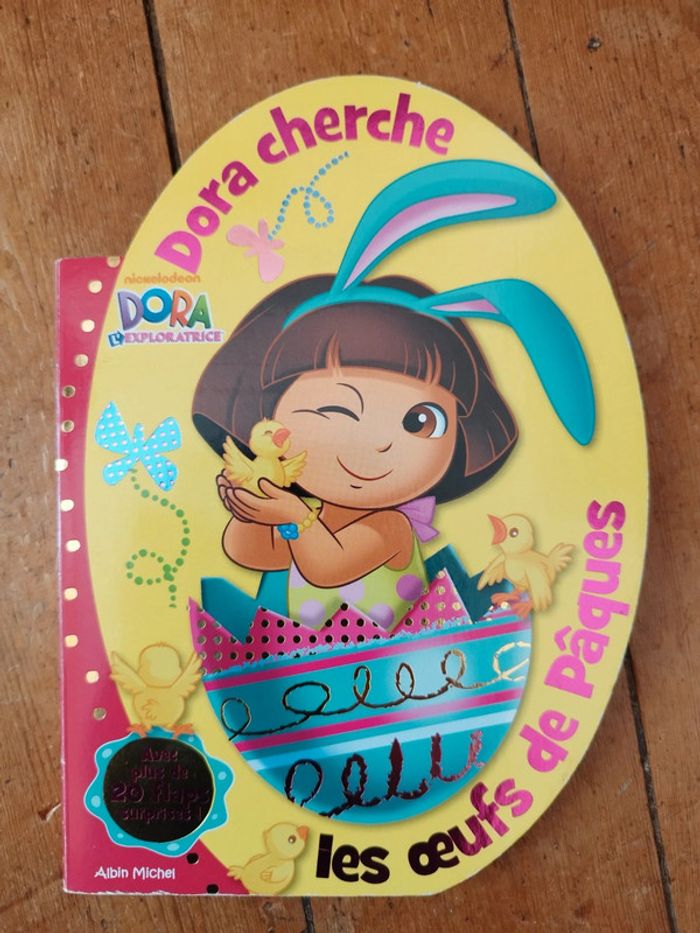 Dora cherche les œufs de Pâques
