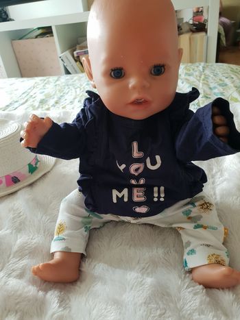 Ensemble tee shirt et pantalon