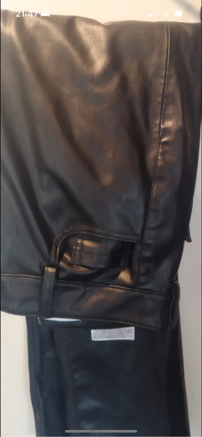 Pantalon cuir - photo numéro 2
