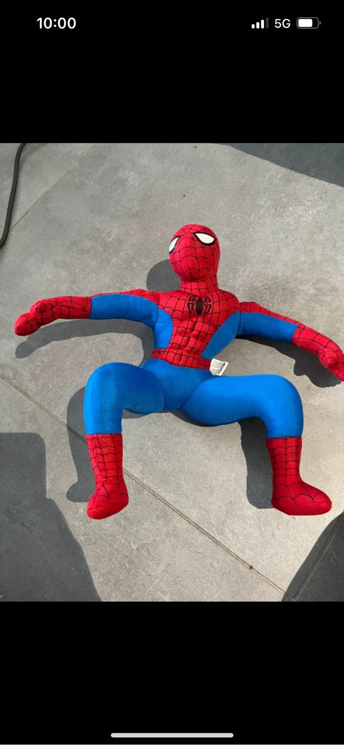 Peluche Spiderman