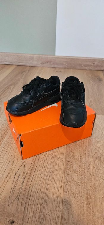 Nike T26/27