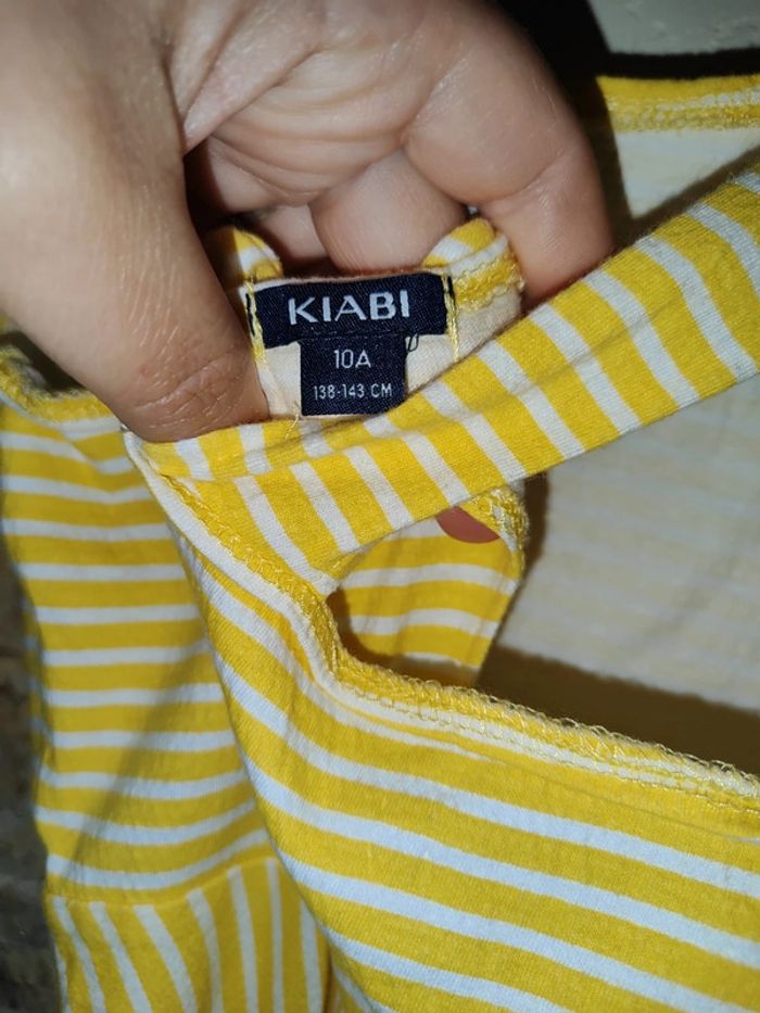 Robe d'été jaune et blanche - photo numéro 5