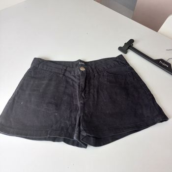 Short noir mim