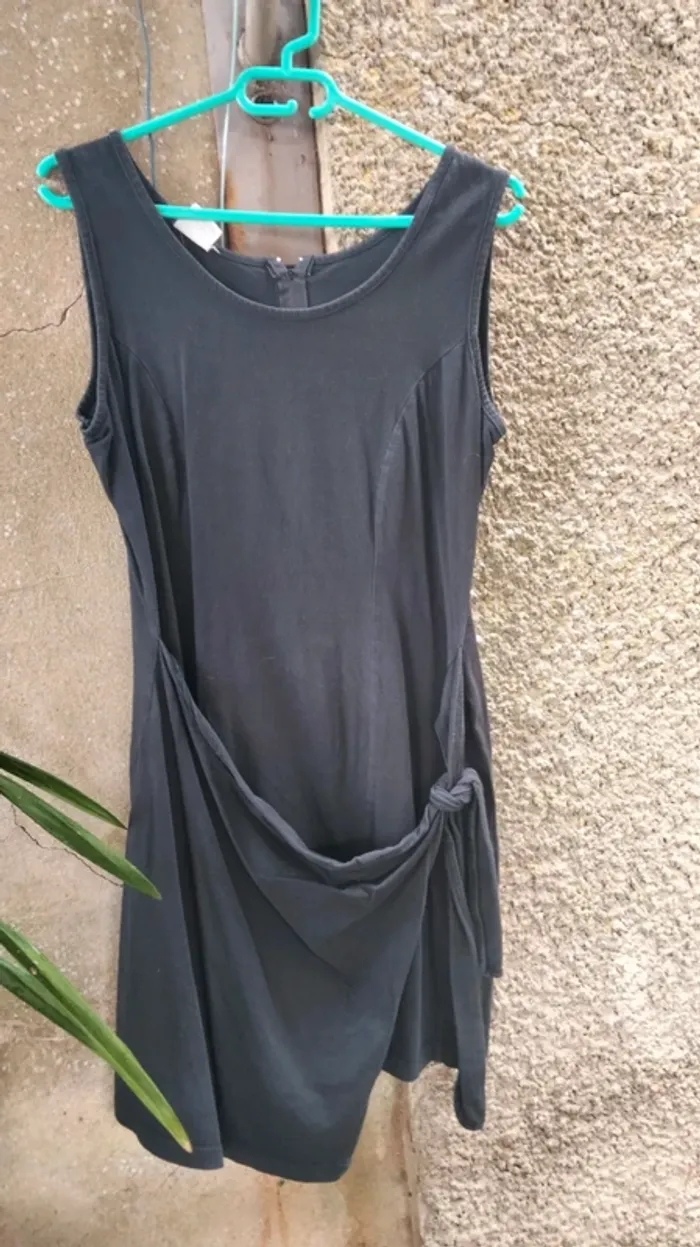 Robe noire cache cœur Taille 46/48