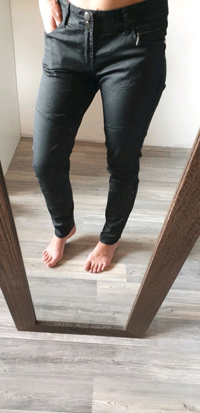 Pantalon effet huilé